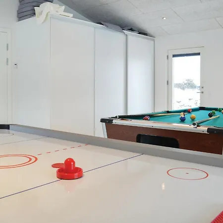 Four-bedroom In Casa vacanze Ringkøbing