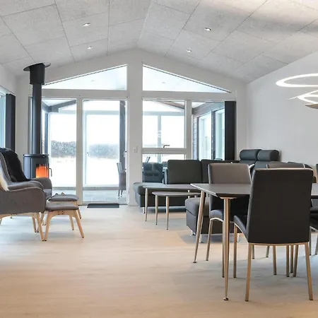 Amazing Home In Ringkobing With Sauna Hébergement de vacances