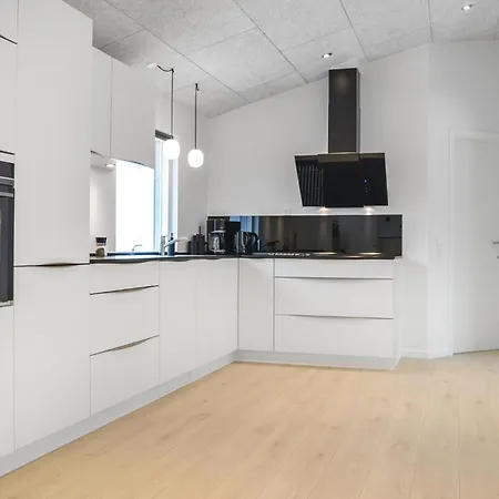 Amazing Home In Ringkobing With Sauna Hébergement de vacances