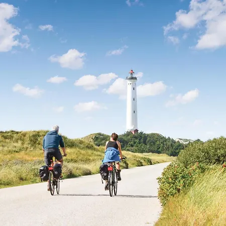 Four-bedroom In Casa vacanze