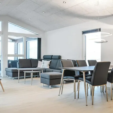 Amazing Home In Ringkobing With Sauna Hébergement de vacances