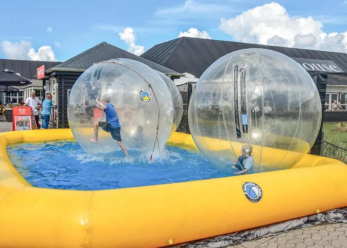 Four-bedroom In Ringkobing